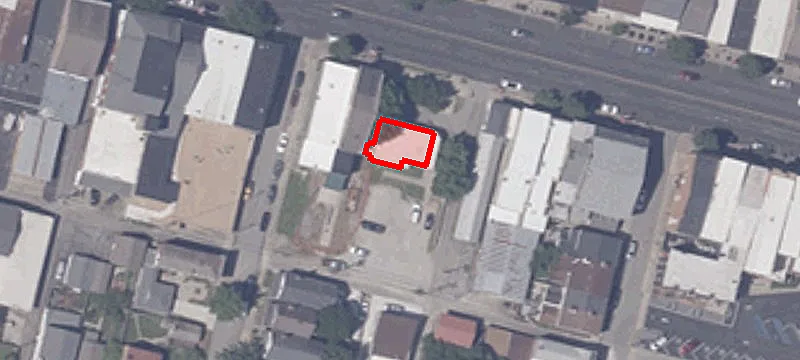 221 Main St