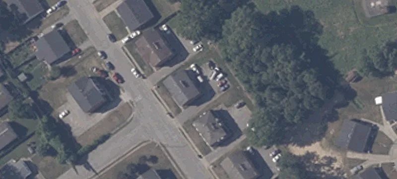 824 Colonial Park Dr