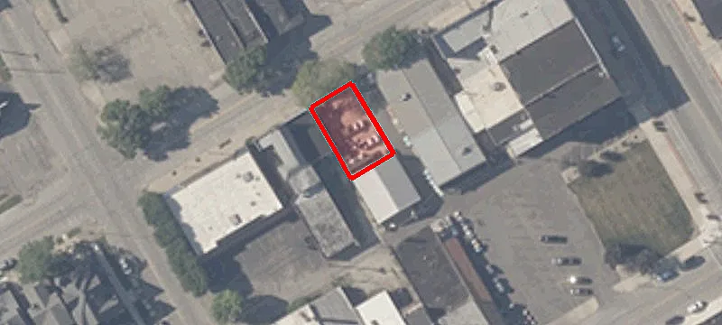 19 21st W 3rd St