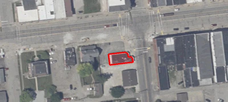 37 Main St