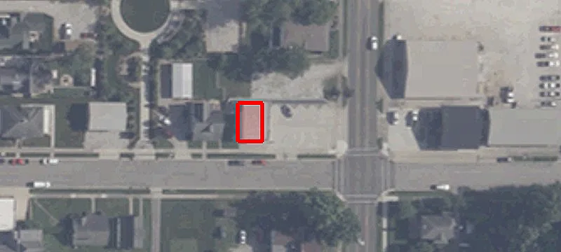 302 Main St