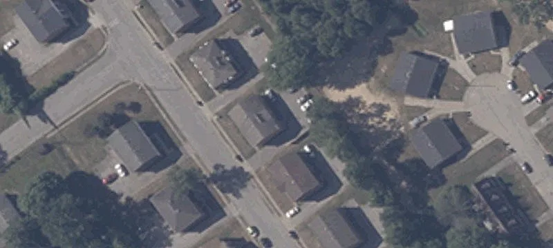 820 Colonial Park Dr
