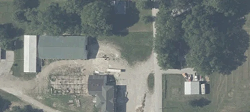 6916 County Rd 490th W