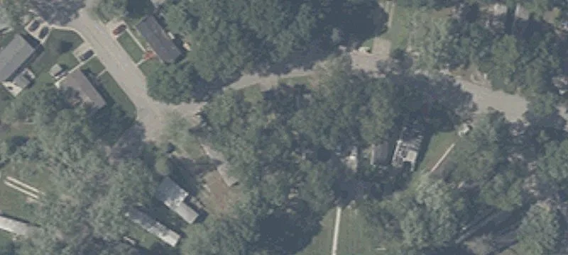 142 Leslie Way