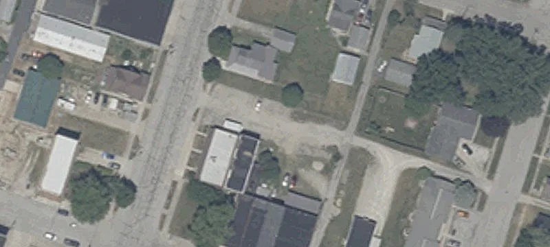 Across St Fr 129th N Main