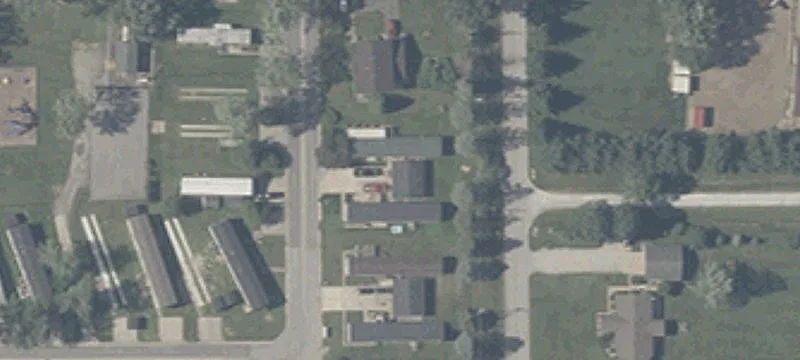 195-196 Sharon Blvd