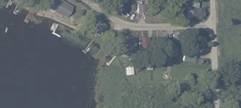 1208 Lakeshore Dr