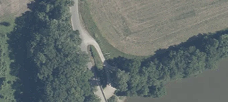 Towpath Rd