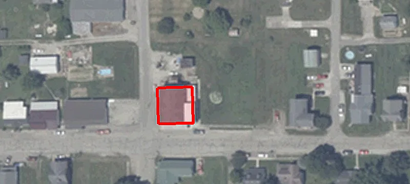 8348 County Rd 200th S