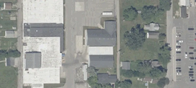 Lee St
