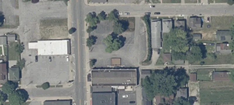 2441 Broadway