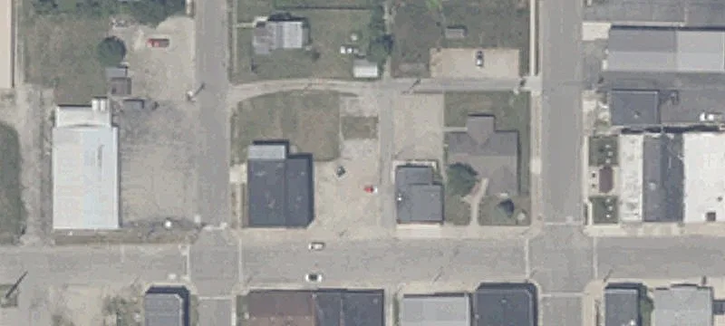 100 Blk W Harris St