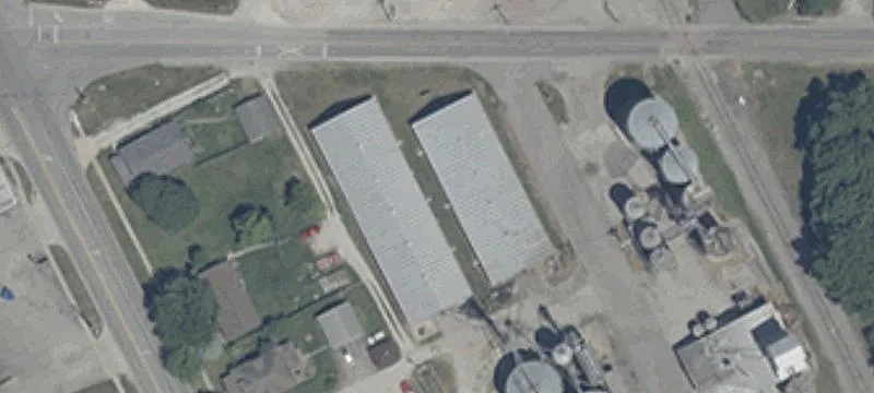 305 Depot St