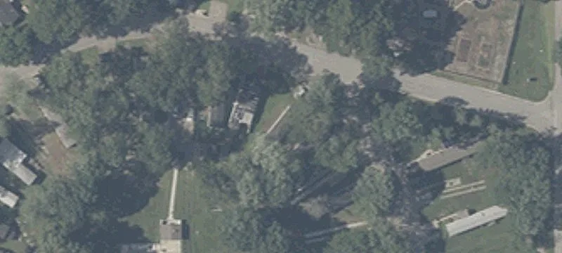 138 Sharon Blvd
