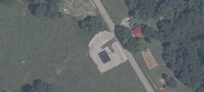 2 Churches Rd