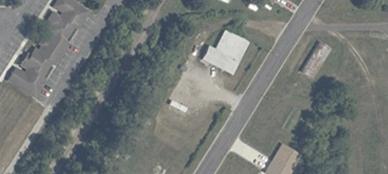 Lakeshore Dr