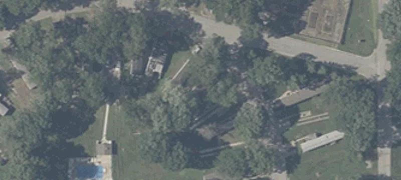 137 Sharon Blvd