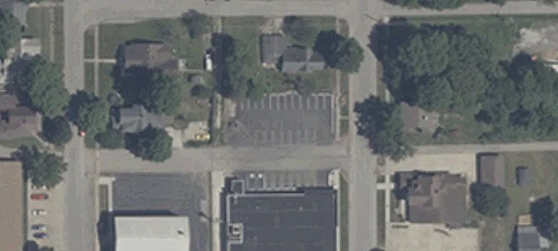 300 Main St