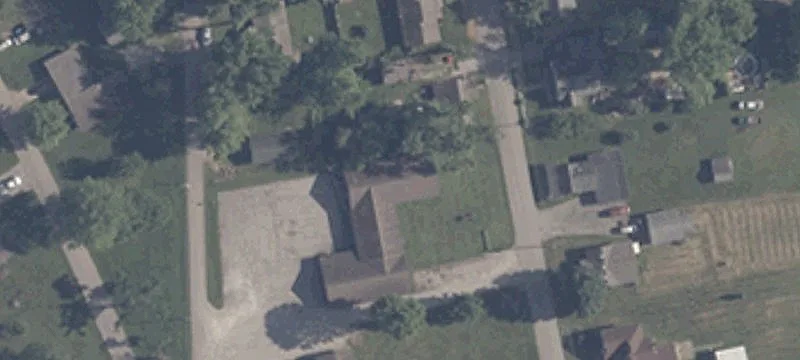 9118 Main St