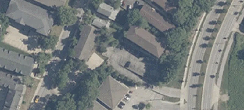 261 Riv Rd