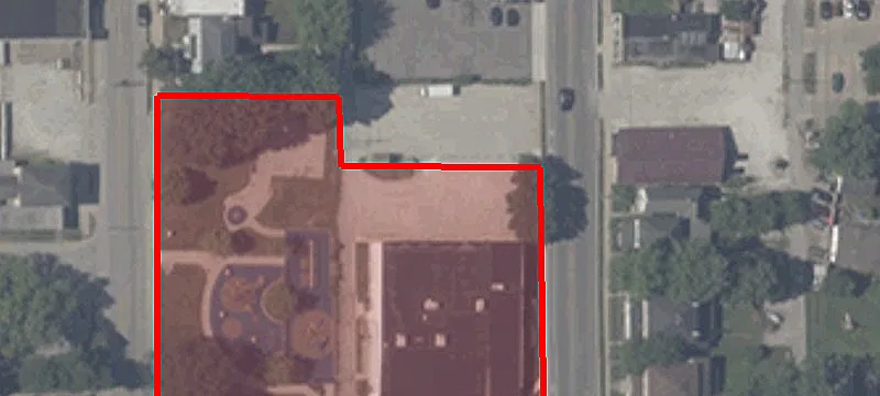 4th S St