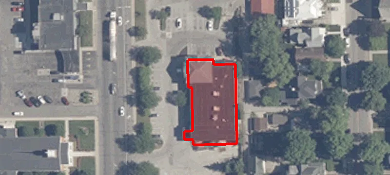 410 Main St