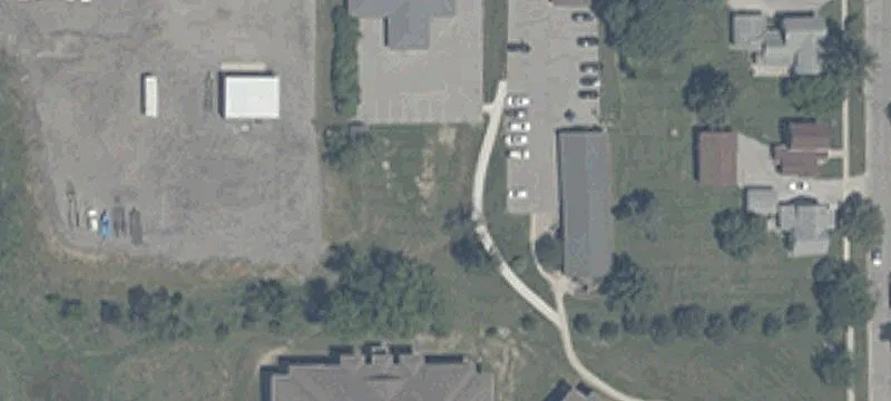 Maumee St