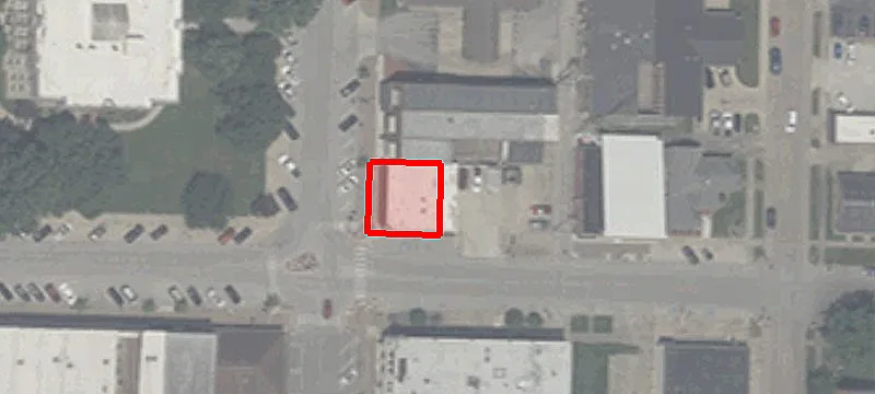 27 Main St