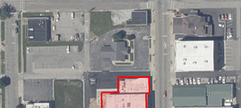325 Main St