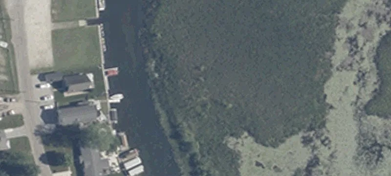 Lakeside Dr