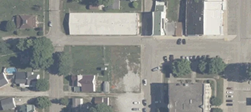 Vermillion St