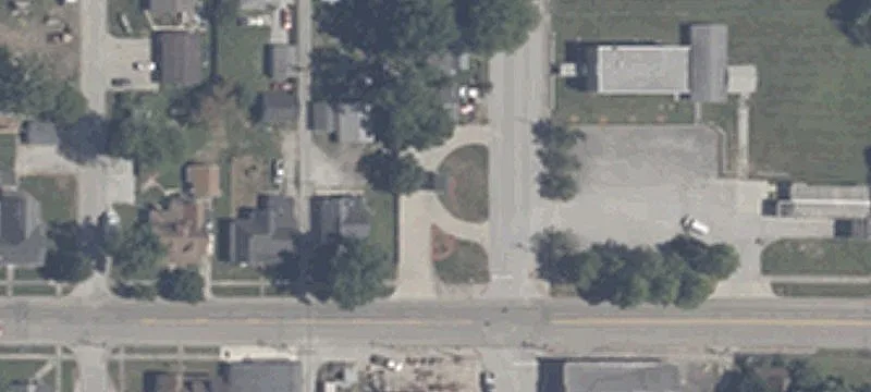 922 Main St