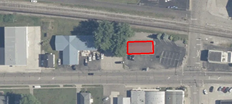 1119 Winona Ave