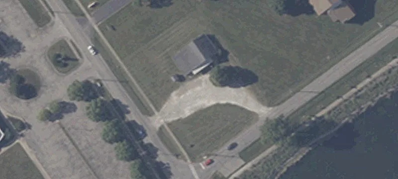 2100 Coopers Ln
