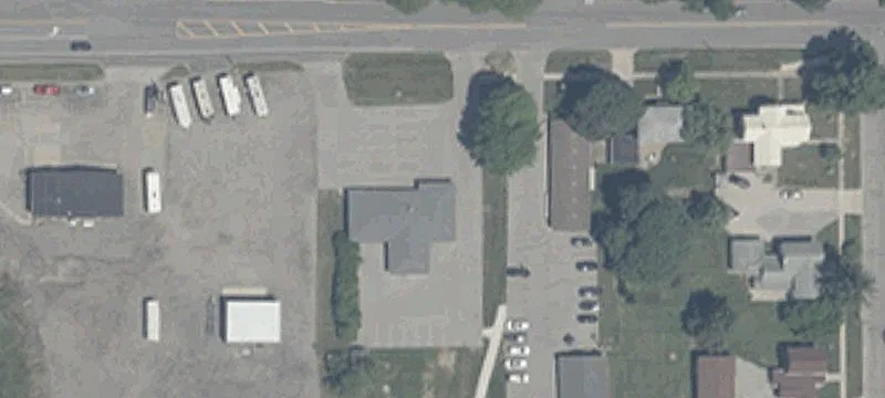 Maumee St