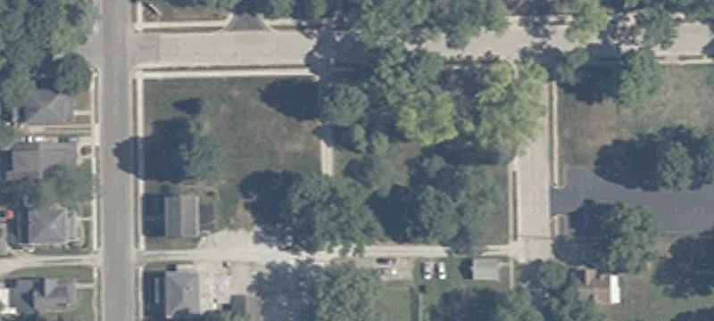 604 College Ave