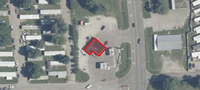 606 Main St