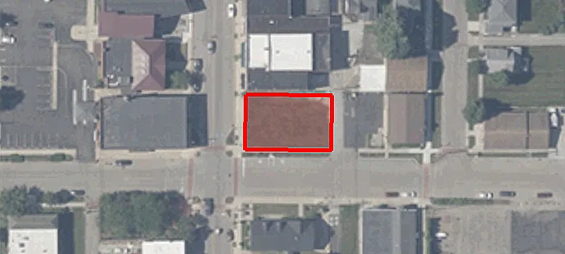 Main St