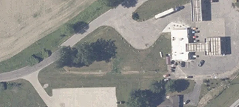 77 Robb Hl Rd