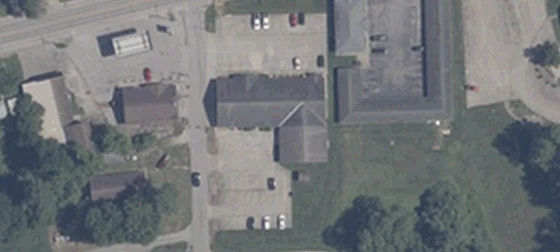 2101 Main St