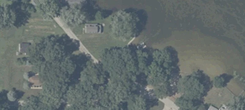 Lakeshore Dr