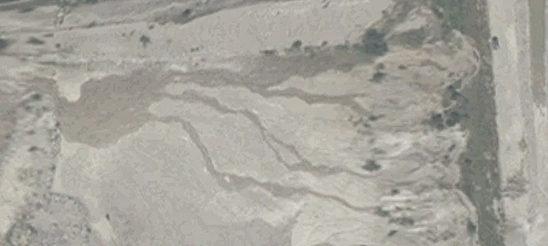 Landlocked 10th Ac