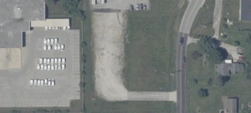 200 County Rd 200th E
