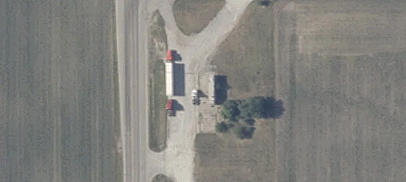 W At 950th S