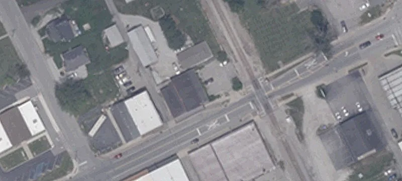 28 Main St