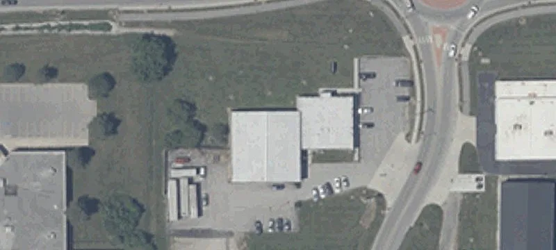 1995 Main St