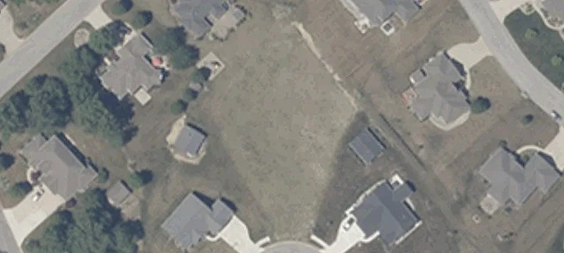 2300 Dogwood Ct