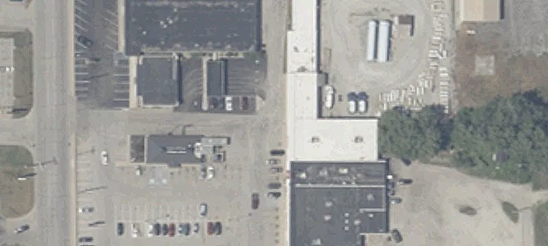 Halleck St