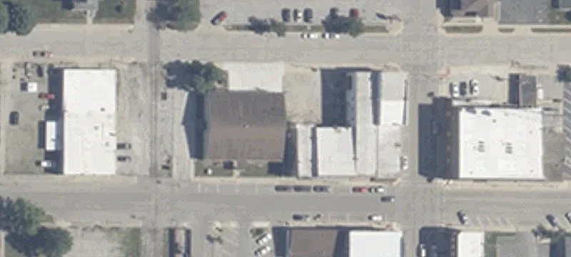 Walnut St