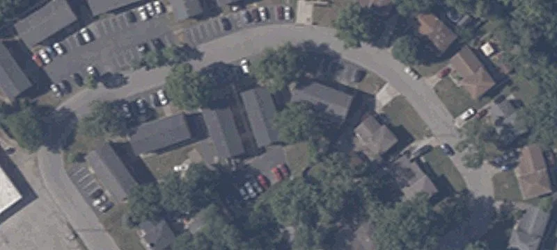 225 Portage Trl